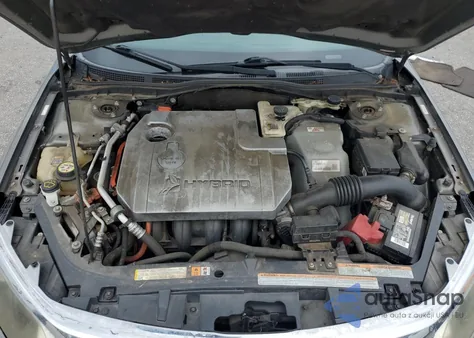 2010 Ford Fusion Hybrid z USA, uszkodzony, nr VIN 3FADP0L34AR129594